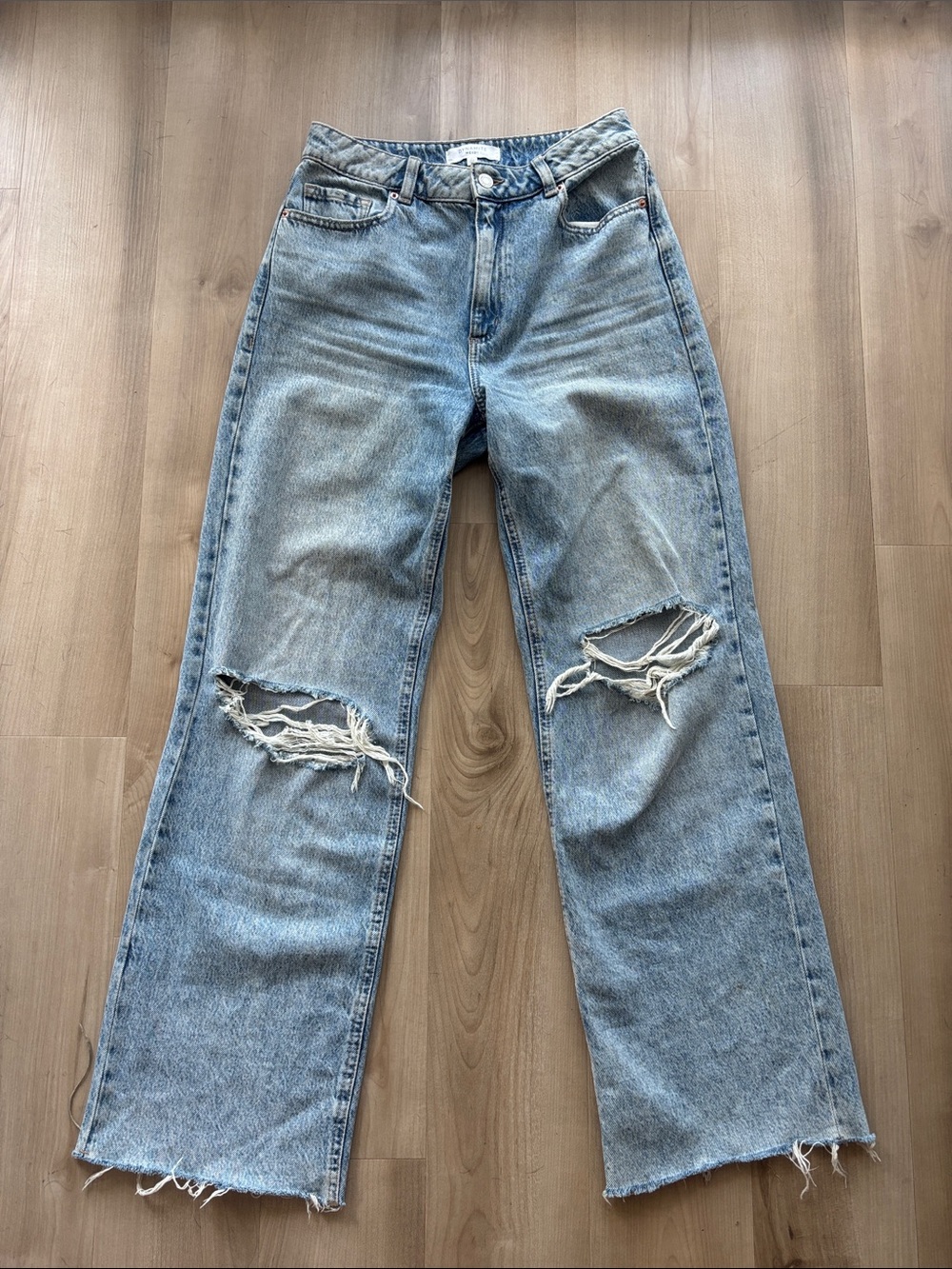 Dynamite Light Blue Distressed Straight-Leg Jeans